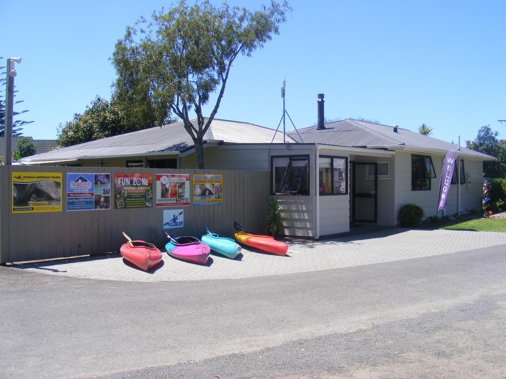 Harbourside Holiday Park Whitianga Buitenkant foto