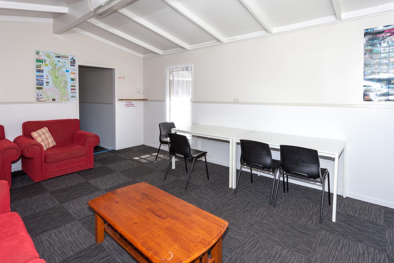 Harbourside Holiday Park Whitianga Buitenkant foto