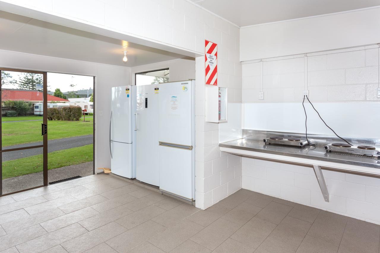 Harbourside Holiday Park Whitianga Buitenkant foto